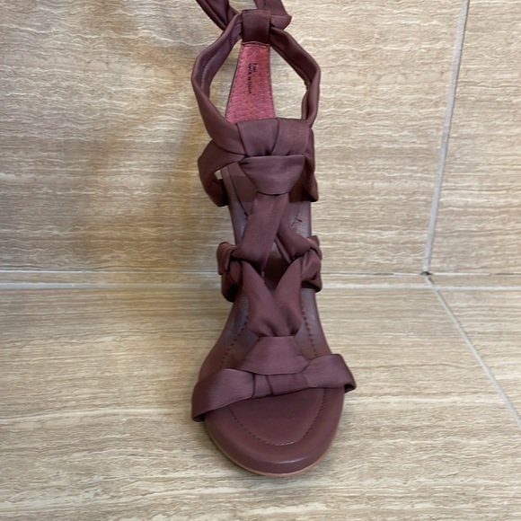 STEVE MADDEN NWOT Size 7.5 Purple “Fabiana” stiletto heels lace-up - Picture 7 of 12